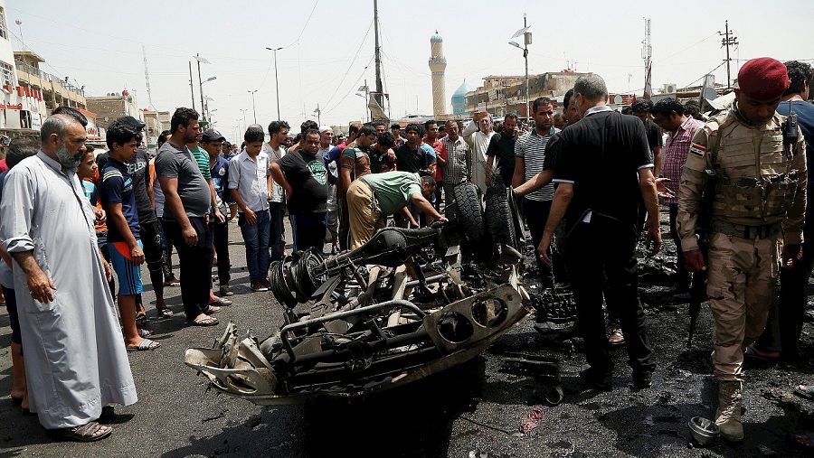 Lugar del atentado en Ciudad Sadr, Bagdad, el 11 de mayo de 2016. REUTERS/Wissm al-Okili