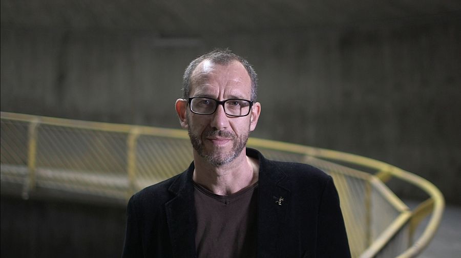 El escritor Ricardo Menéndez  Salmón nunca se ha planteado el oficio de escribir como un trabajo