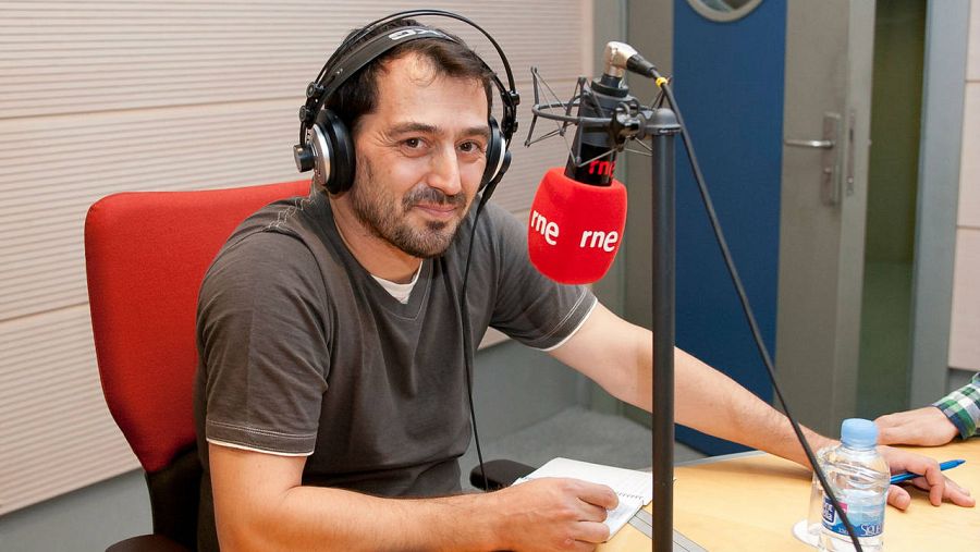 Daniel Ampuero, compañero de Deportes en Rne