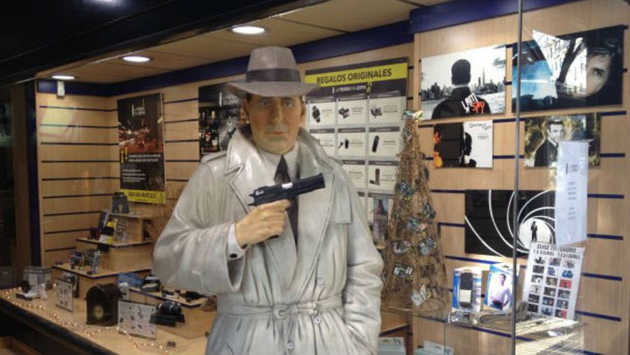 Miriam Poncelas nos muestra la tienda de los espías