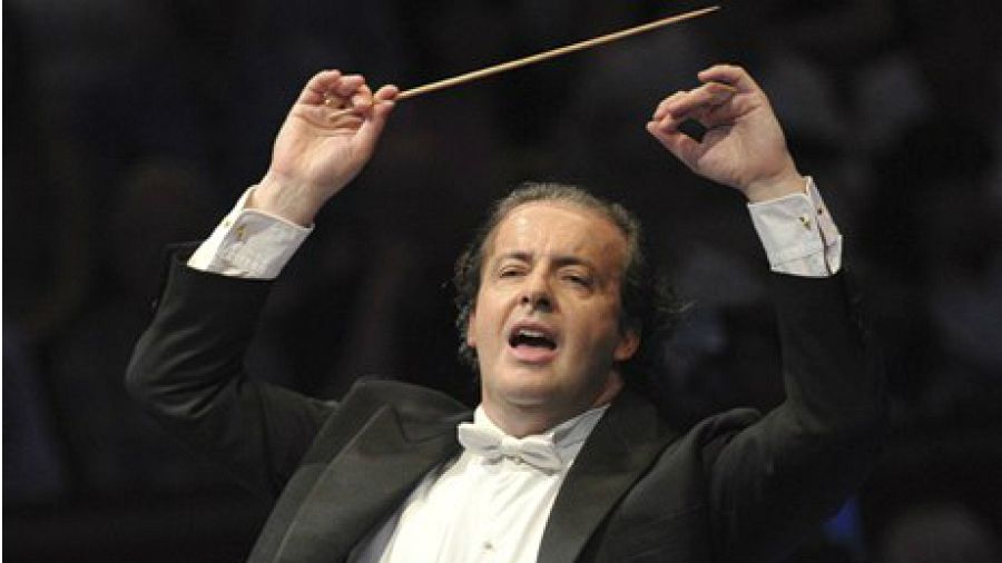 El director Juanjo Mena