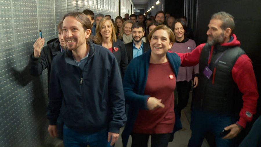 Pablo Iglesias y Ada Colau en las elecciones catalanas