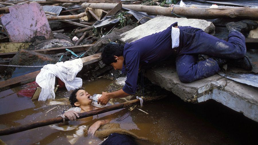 La niña Omayra, víctima del volcán Nevado del Ruiz (Colombia)