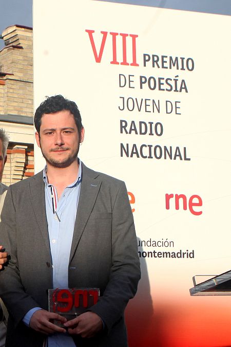 Javier Hernando Herráez, VIII Premio Poesía Joven RNE por 'Todos los animales muertos en la carretera'