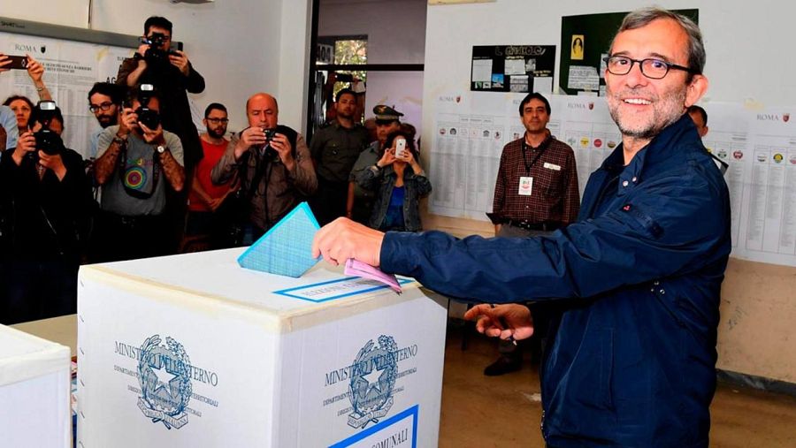 Roberto Giachetti, del Partido Demócrata, se enfrantará probablemente a Raggi