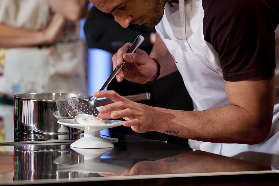 En la primera prueba tendrán que superar tres retos con el huevo como protagonista