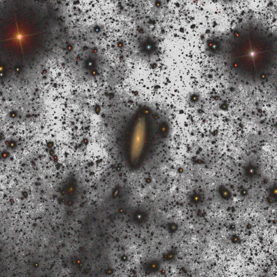 Halo de estrellas alrededor de la galaxia UGC00180. (IAC)