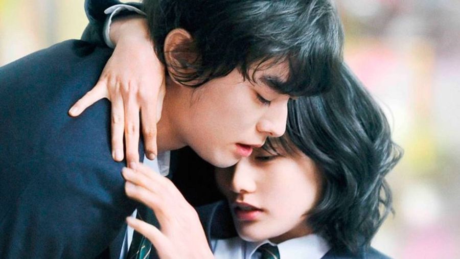 Sinichi tendrá que salvar a su novia de los ataques de los parásitos