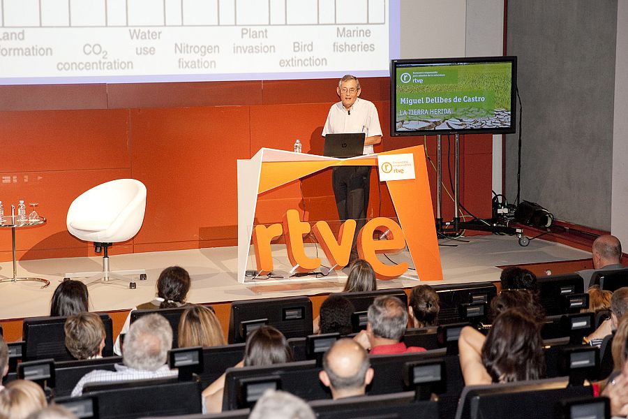 Miguel Delibes de Castro reflexiona sobre el planeta que dejará en herencia el ser humano