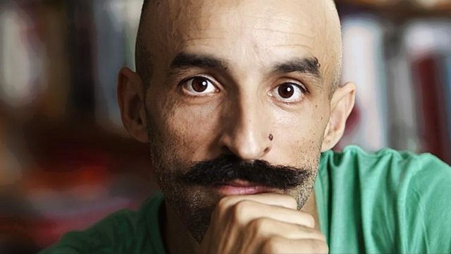 El escritor Jesús Carrasco