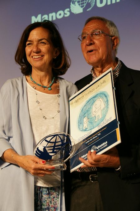 Manos Unidas reconoce el compromiso de Julián del Olmo con los más desfavorecidos gracias a su programa 'Pueblo de Dios' de La 2 / JAVIER MÁRMOL