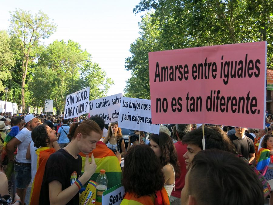 Carteles por la igualdad de derechos