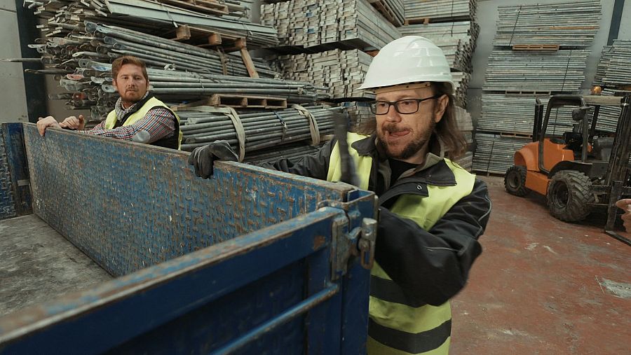 Santiago Segura trabajará como albañil