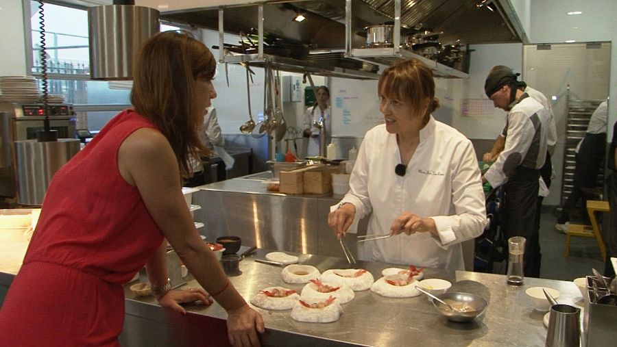 María José San Román es experta en azafrán, en arroz, en aceite de oliva virgen extra y cocinera con estrella Michelin