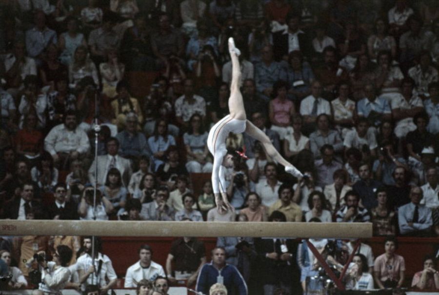 Nadia Comaneci aen los Juegos Olímpicos de Montreal