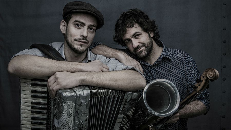 Jorge Arribas y Diego Galaz forman este dúo instrumental