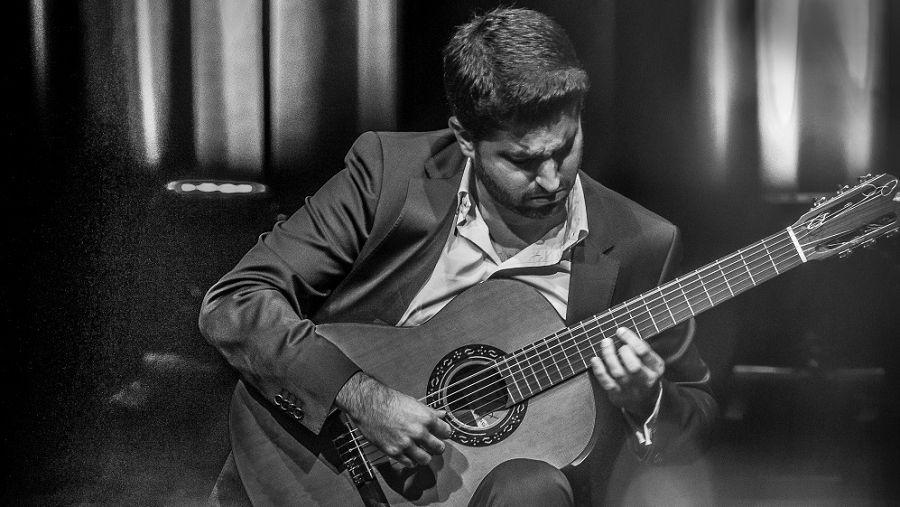 El guitarrista malaguello Rafael Aguirre