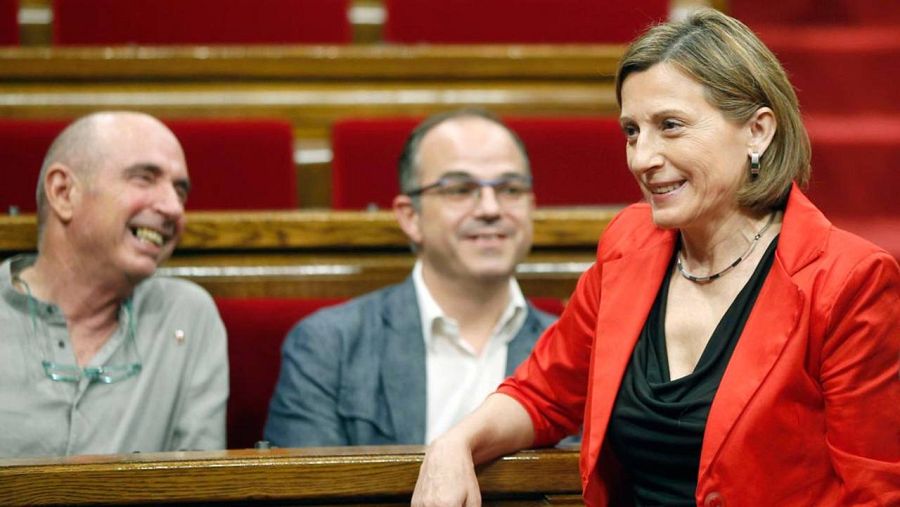 La presidenta del Parlament, Carme Forcadell, en primer plano