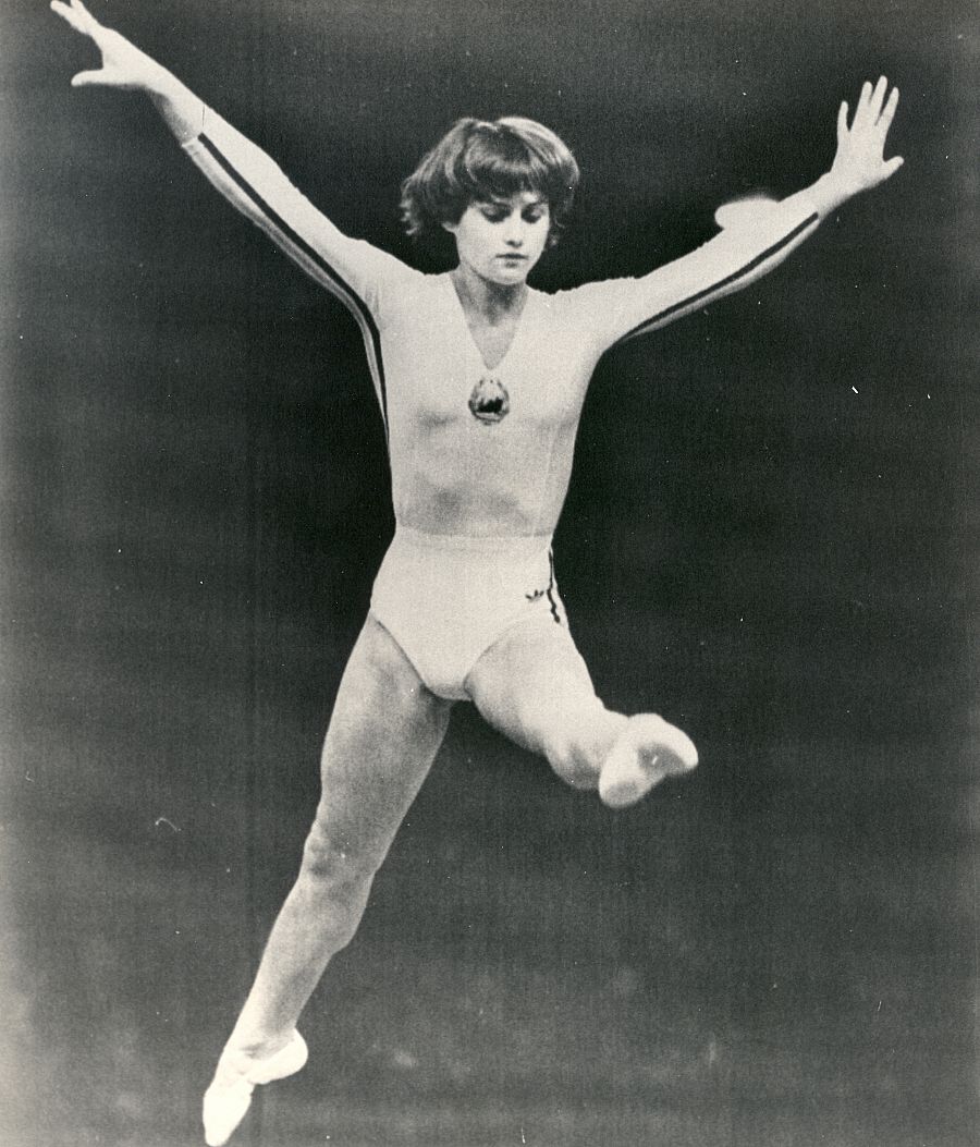 Nadia Comaneci consiguió el primer 10 en gimnasia de la historia de las Olimpiadas