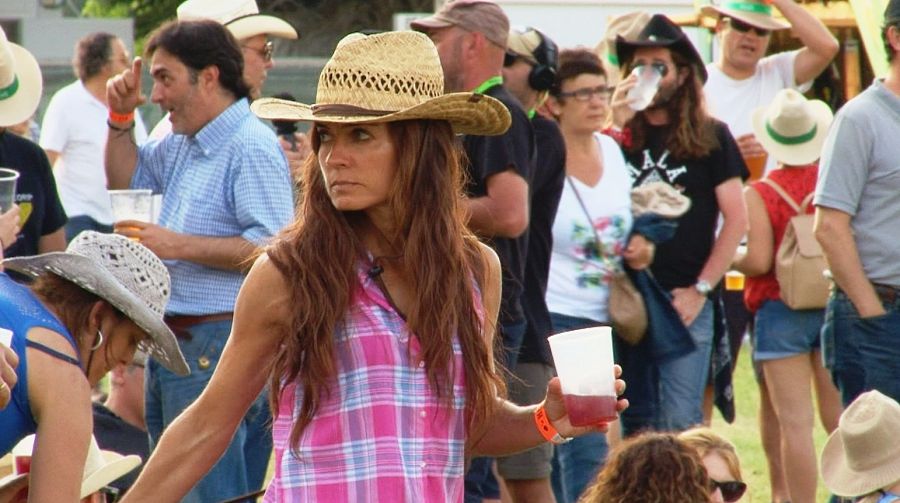 Diez mil sombreros de cowboy dan sombra en Riaza