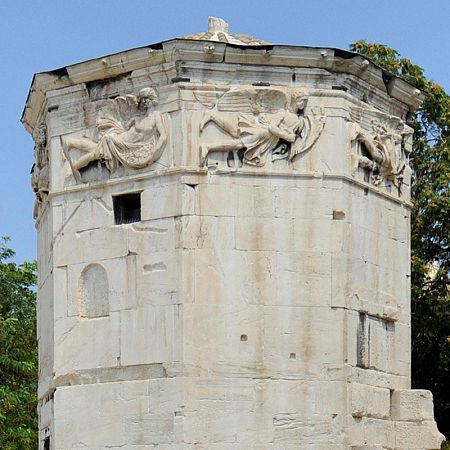 Detalle de la Torre de los Vientos de Atenas