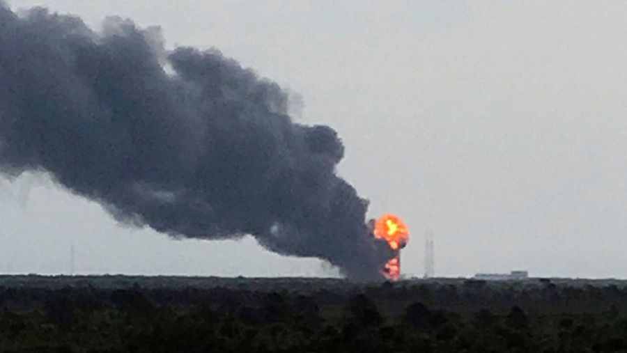Un cohete Falcon 9 de Space X ha explotado este jueves en Caño Cañaveral