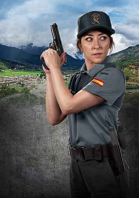 Arrea (Elena Alférez) es la nueva guardia civil de Ezcaray