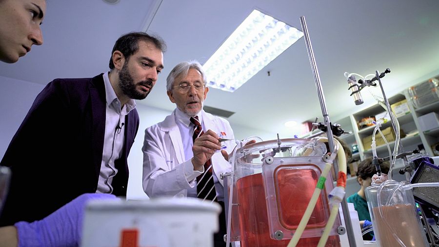 Pere Estupinyà será el conductor del nuevo programa de ciencia 'El cazador de cerebros'