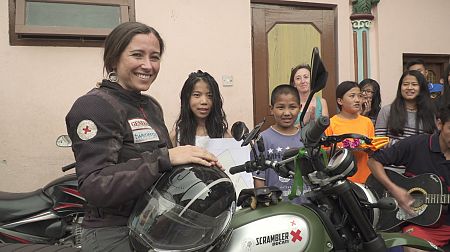Alicia Sornosa ayuda a los damnificados del terromoto de Nepal