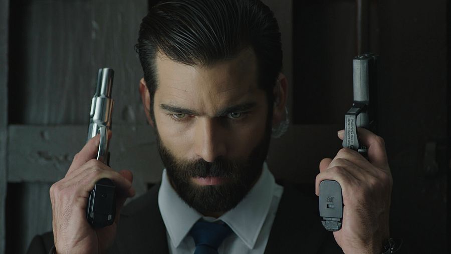 La búsqueda del asesino de los padres de Robles marcará una temporada llena de tensión y humor