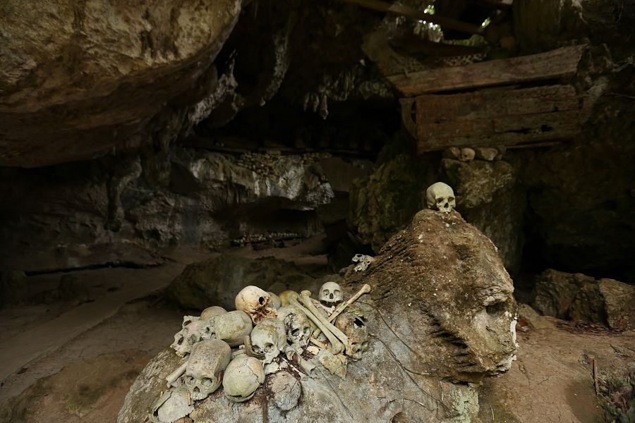 Santuario mortuorio en la isla de Sulawesi (Indonesia)