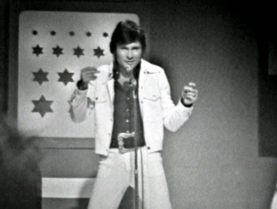 Bruno Lomas, salvando las distancias, nuestro Elvis