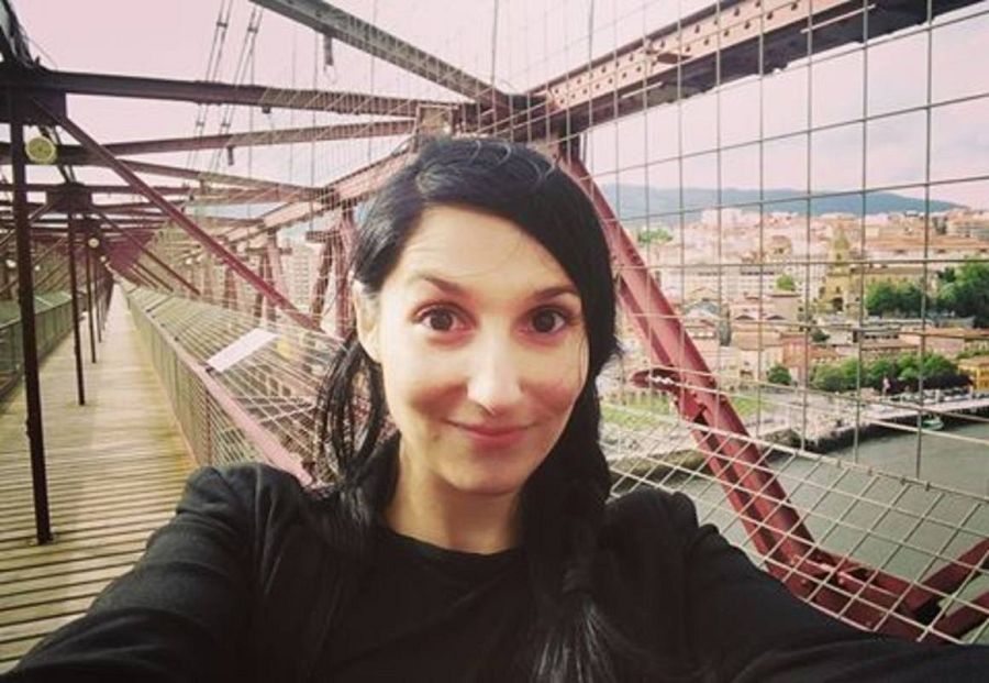 Clara Peñalver, en el Puente Vizcaya