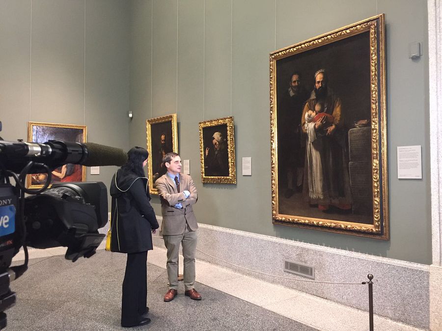 Clara Peñalver visita el cuadro en el Museo del Prado
