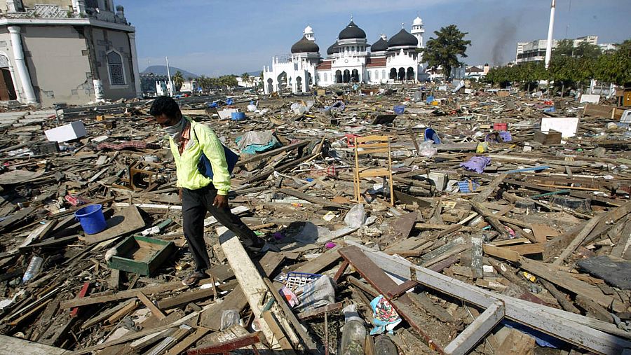 El terremoto y tsunami de 2004 en el Océano Índico dejó miles de muertos