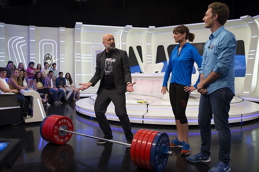 La física y meteoróloga conocerá más sobre los límites del cuerpo humano junto a Goyo Jiménez