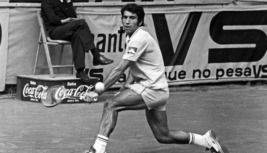 Manuel Orantes ganó el trofeo Conde de Godó en 1969