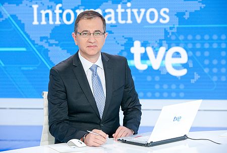 Pedro Carreño, editor y presentador del Telediario Fin de Semana de TVE, premiado en la categoría de televisión