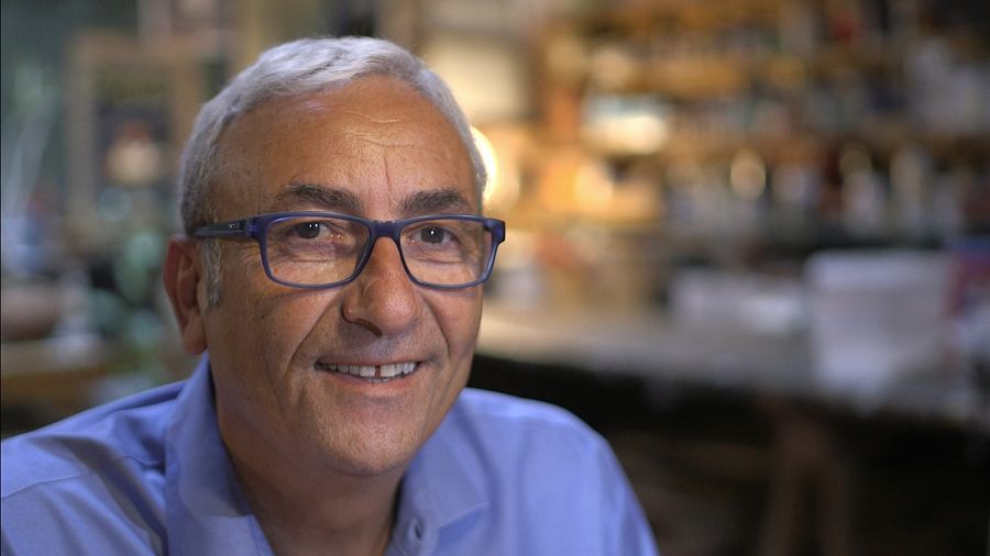 Nos confesó el escritor José Sanclemente que algunas de las cosas que le ocurren al periodista le han pasado a él también en la vida real