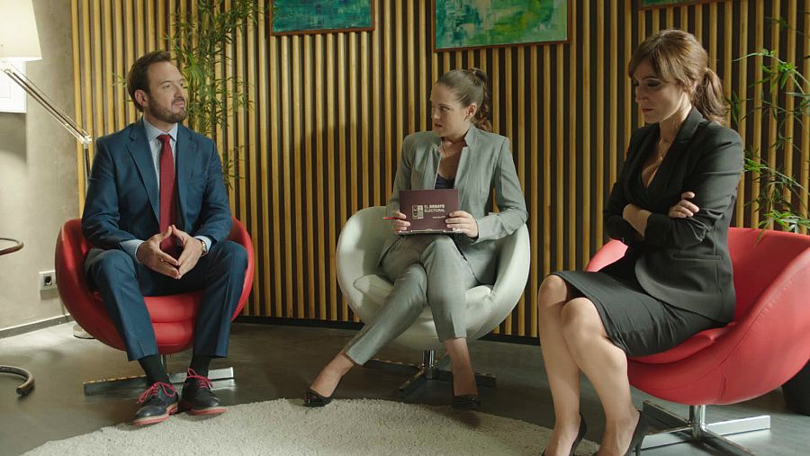 Olmos y Robles - Cata y Damián, en el debate electoral