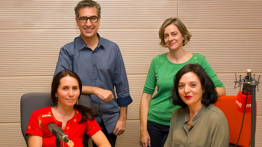 De izquierda a derecha, Rocío López, Arturo Martín, Victoria Serrano y Teresa López