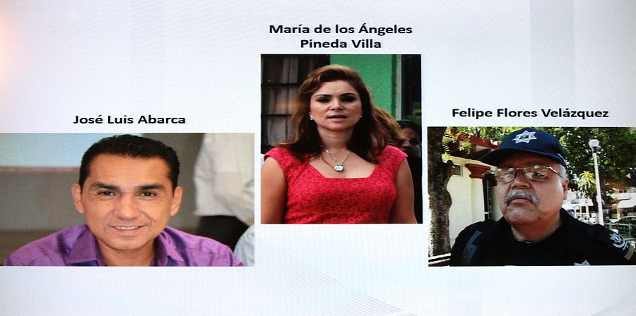 El presidente municipal de Iguala, José Luis Abarca (i), su esposa María de los Ángeles Pineda Villa (c), y al secretario de seguridad Felipe Flores Velázquez