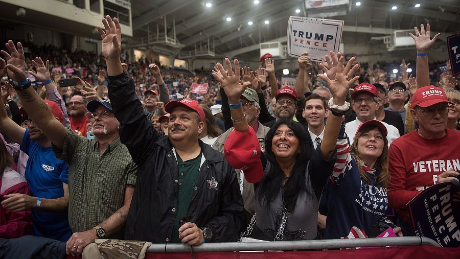 Partidarios de Trump durante un acto de campaña en Johnstown, Pennsylvania. Justin Merriman/Getty Images/AFP