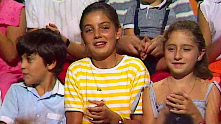 El programa recuerda momentos como el de Mar Flores, de público en 'El loco mundo de los payasos'