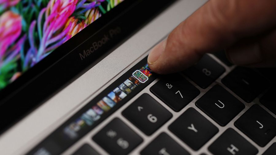 La Touch Bar o barra táctil del nuevo MacBook Pro