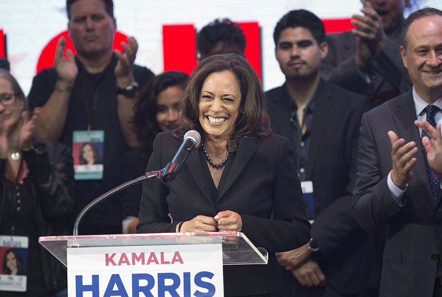La fiscal de California, Kamala Harris, que contó con el apoyo del Partido Demócrata, es la nueva senadora en representación de California.