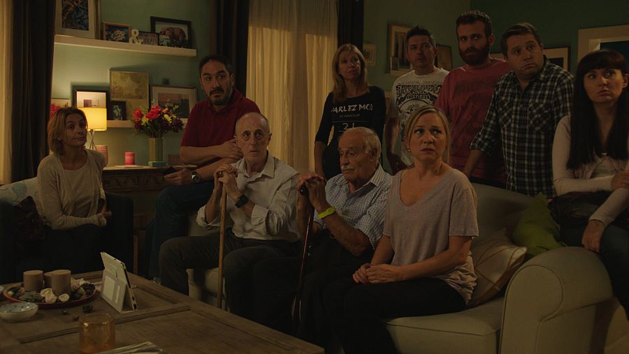 Todo Ezcaray, deseoso de saber más sobre la tórrida relación del alcalde