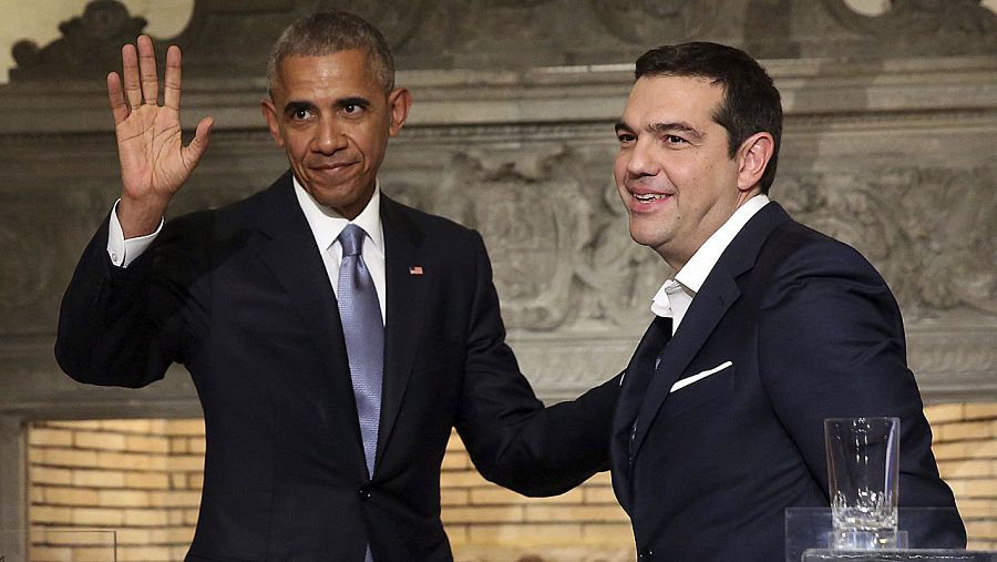 El presidente estadounidense, Barack Obama, ofrece una rueda de prensa junto al primer ministro griego, Alexis Tsipras, tras su reunión en la Mansión Maximos en Atenas.