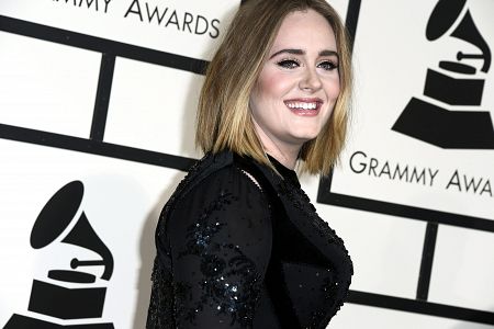 La cantante británica Adele, cinco nominaciones a los Grammy