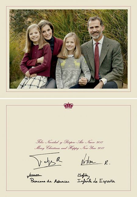Tarjeta de feliicitación de la Familia Real española